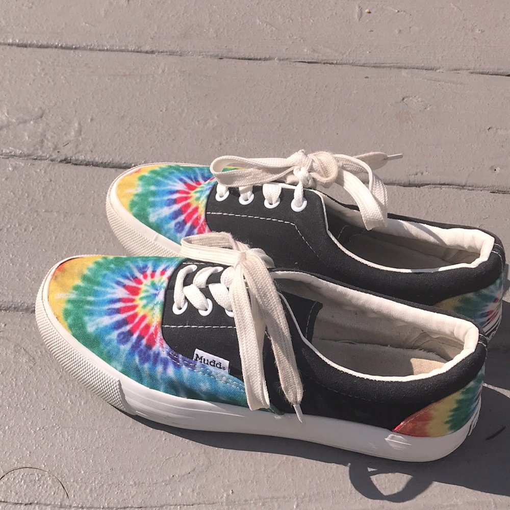 Mudd Sneakers
